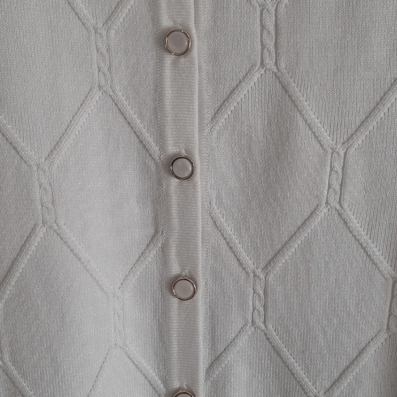 SELECT + TREND WHITE CARDIGAN SWEATER SIZE M NEW - Picture 5 of 6